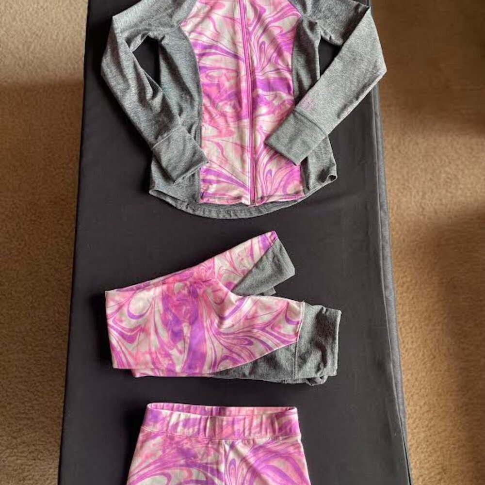 Justice Active Girls Size 8 (3 piece Warmup outfit with booty shorts)